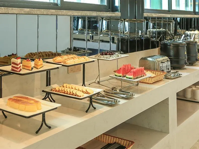 ****  Lavande Hotel Zhengzhou Longhai West Road Subway Station 中国