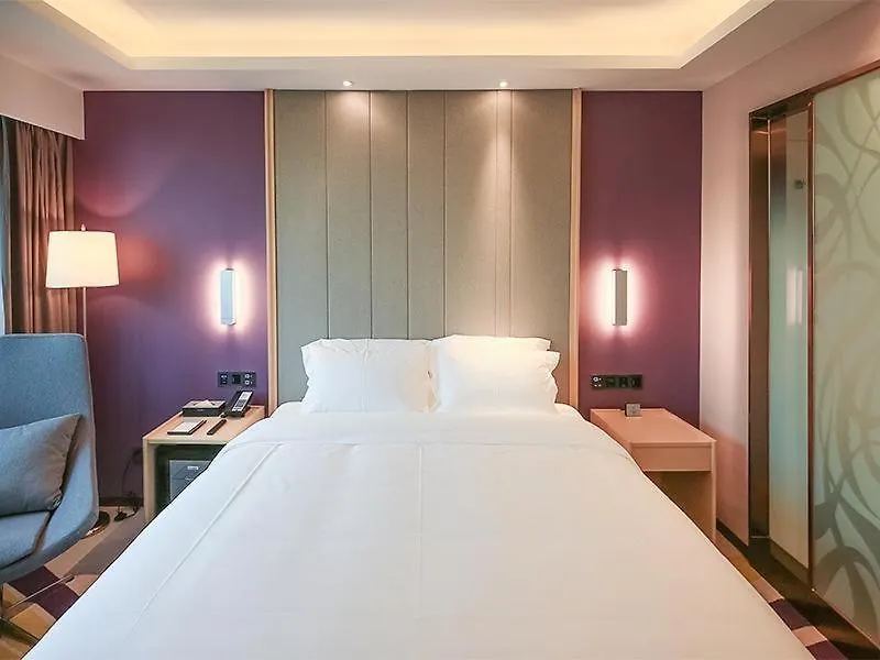 Lavande Hotel Zhengzhou Longhai West Road Subway Station 4*,